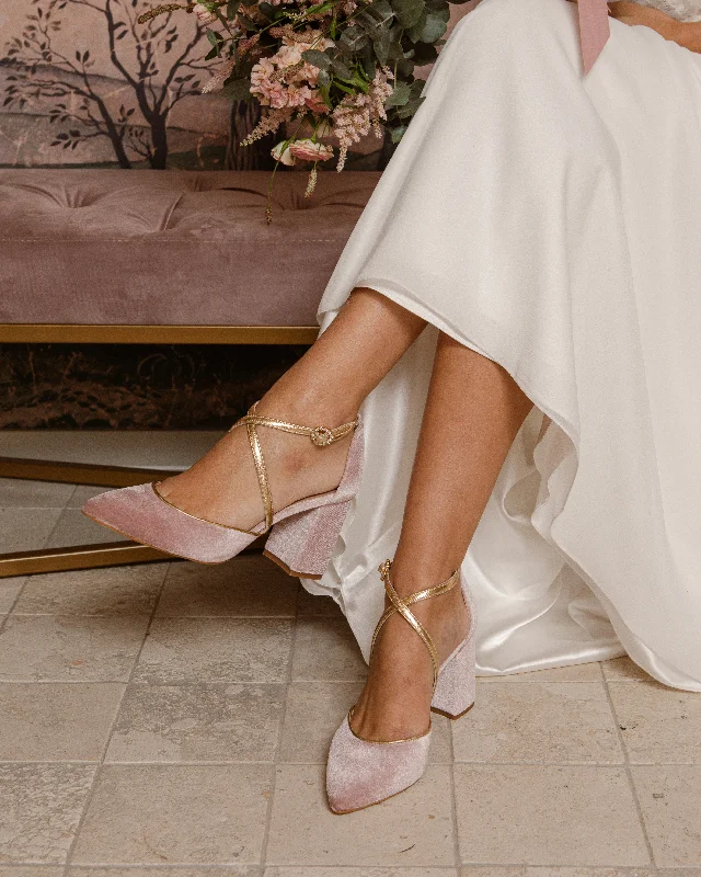 Women's forest green stiletto heel pumps for a nature - inspired look Diana pump 80