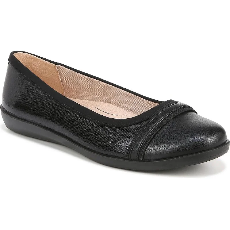 Women's Embroidered Floral Pattern Ballet Flats in White for a Spring - Inspired Outfit LifeStride Womens Nile Faux Leather Ballet Flats Women's Embroidered Floral Pattern Ballet Flats in White for a Spring - Inspired Outfit LifeStride Womens Nile Faux Leather Ballet Flats