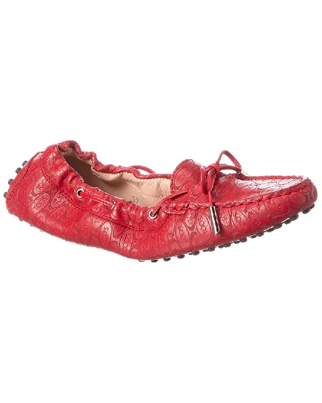 Women's Embroidered Floral Pattern Loafers in Beige for a Spring - Inspired Outfit TOD's Logo Leather Loafer Women's Embroidered Floral Pattern Loafers in Beige for a Spring - Inspired Outfit TOD's Logo Leather Loafer
