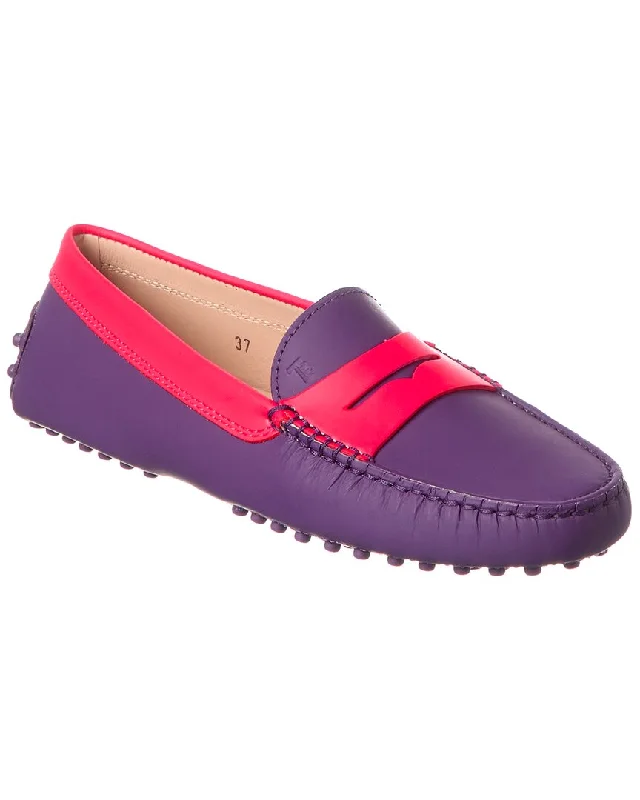 Women's Tassel - Trimmed Loafers with a Low Heel in Olive Green for a Trendy Twist TOD’s Gommino Leather Loafer Women's Tassel - Trimmed Loafers with a Low Heel in Olive Green for a Trendy Twist TOD’s Gommino Leather Loafer