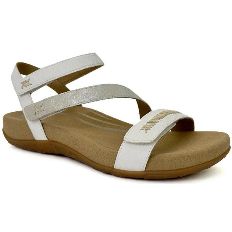 Women's Thong Sandals with a Beaded Design in Multicolor for a Beachy AestheticAetrex Gabby - White
