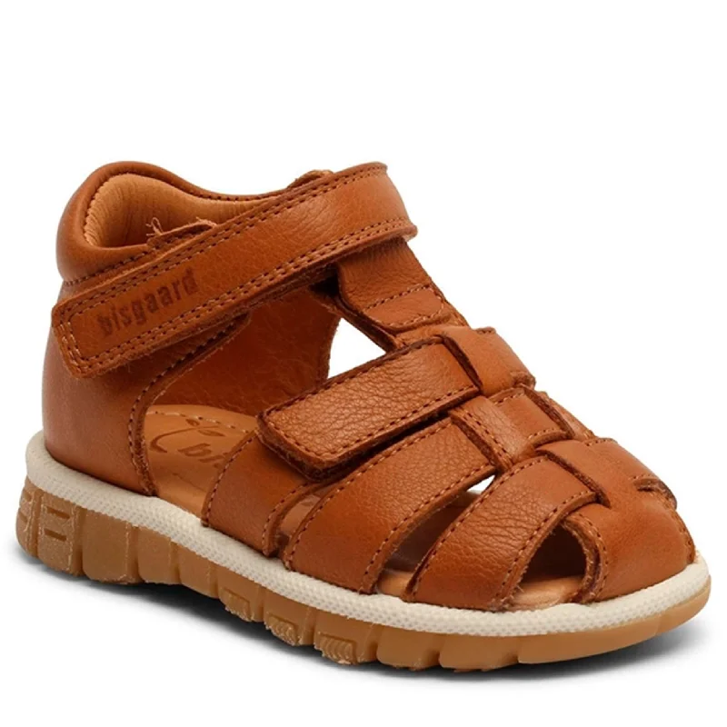 Women's Sandals with a Glitter - Coated Strap in Gold for a Sparkly Summer OutfitBisgaard Angus Sandal Cognac