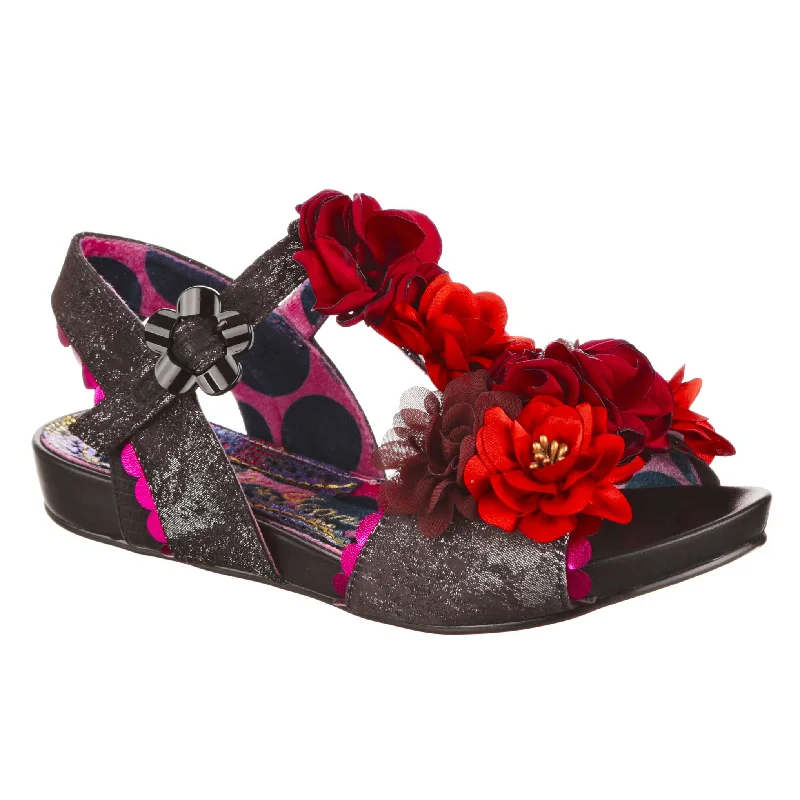 Women's Leather - Strapped Sandals with a Braided Detail in Brown for a Rustic AppealBlossoming Beauty