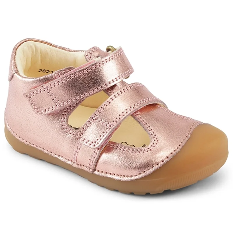 Anti - Slip Women's Sandals with a Grooved Sole in Green for Outdoor AdventuresBundgaard Petit Sandal Rose Gold