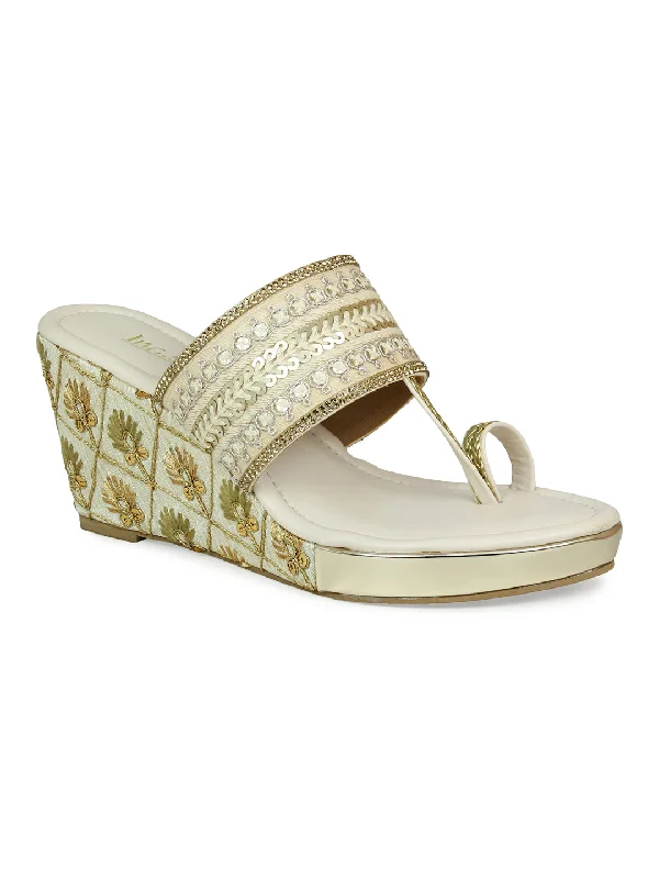 Women's Sandals with a Floral - Printed Upper in Pink for a Feminine Spring LookWomen Beige Embellished Ethnic Wedge Sandals
