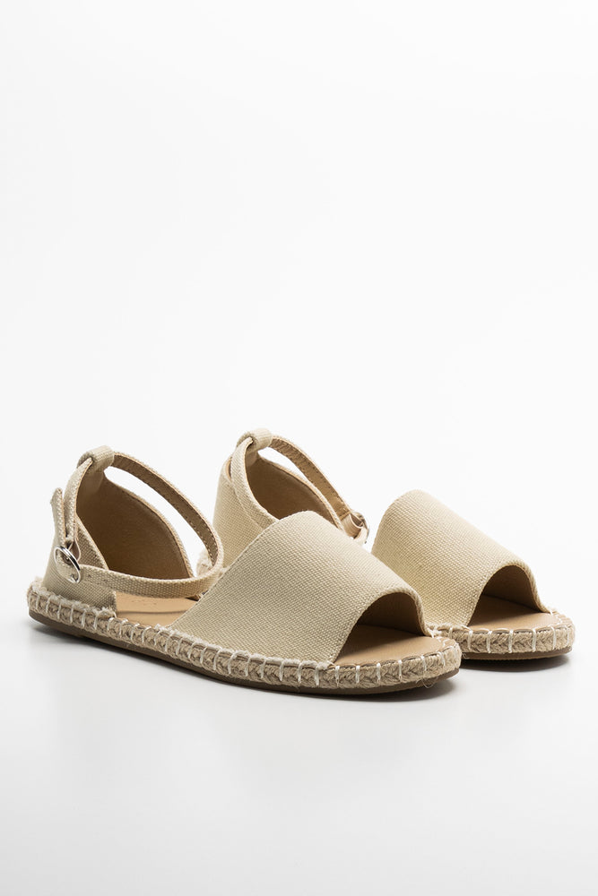 Women's Sandals with a Wedge Heel and a Tassel Detail in Orange for a Trendy LookEspadrille Sandal Natural