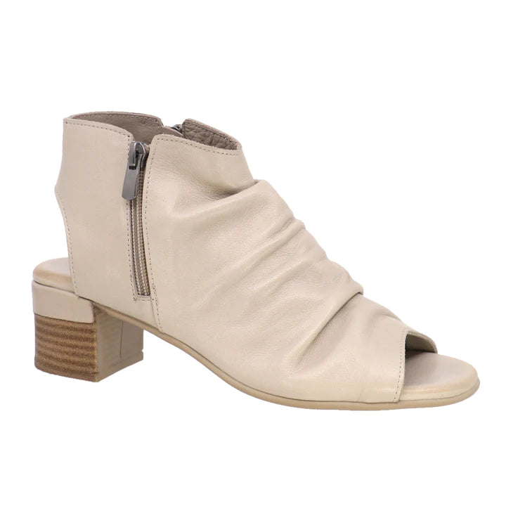 Women's Rhinestone - Embellished Open - Toe Sandals in Silver for a Glamorous Party LookEverly - Gia 02 Cream