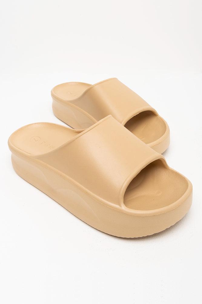 Women's Ankle - Strap Sandals with a Block Heel in Red for a Sophisticated StyleFlatform Sandal Natural