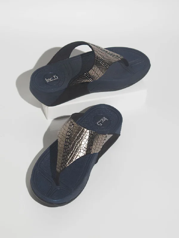 Plus Size Women's Wide - Width Platform Sandals in Black for Added Comfort and HeightWomen Black Embellished Comfort Sandals