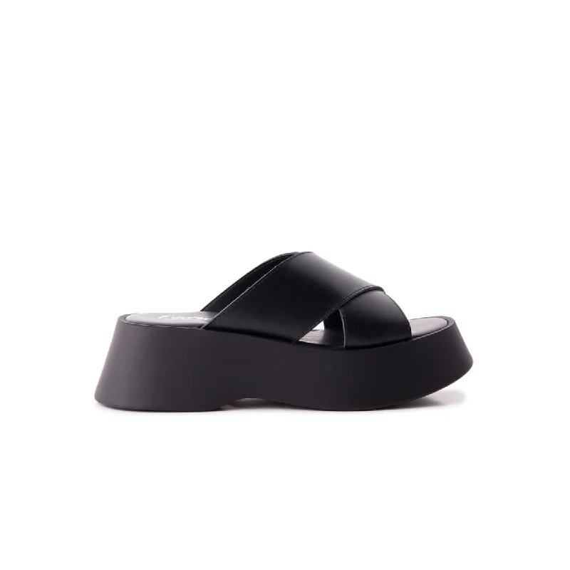 Child - Friendly Women's Sandals with a Secure Buckle in Purple for Moms on the GoHai Black Leather
