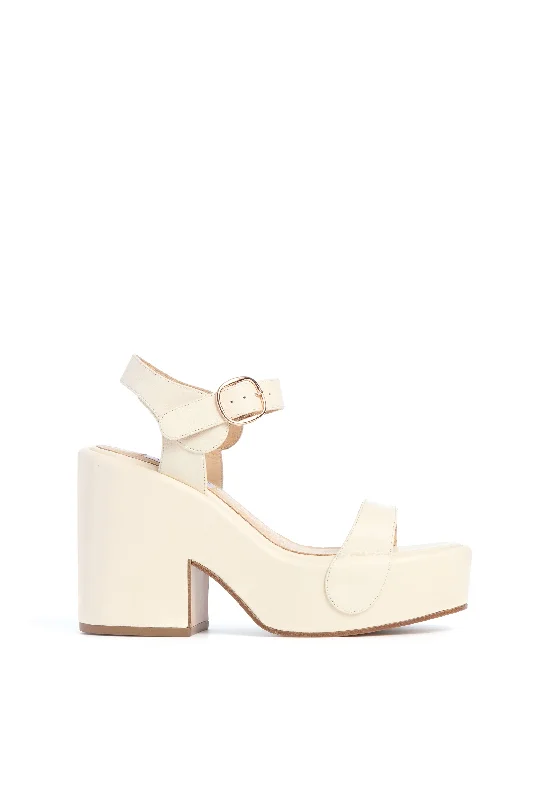 Child - Friendly Women's Sandals with a Secure Buckle in Purple for Moms on the GoIris Platform Sandal in Cream Nappa Leather