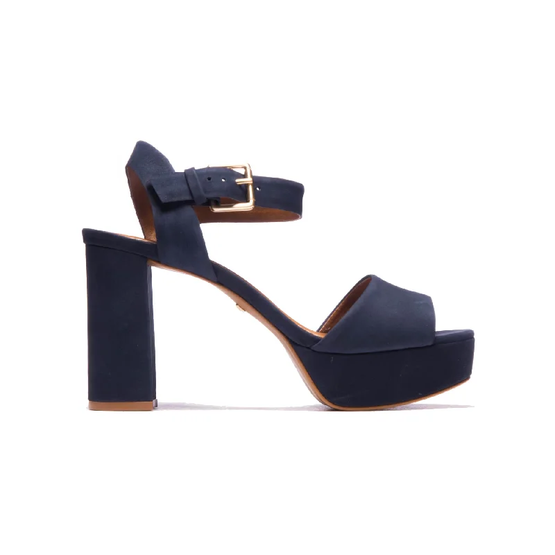 Women's Thong Sandals with a Beaded Design in Multicolor for a Beachy AestheticLelia Navy Nubuck