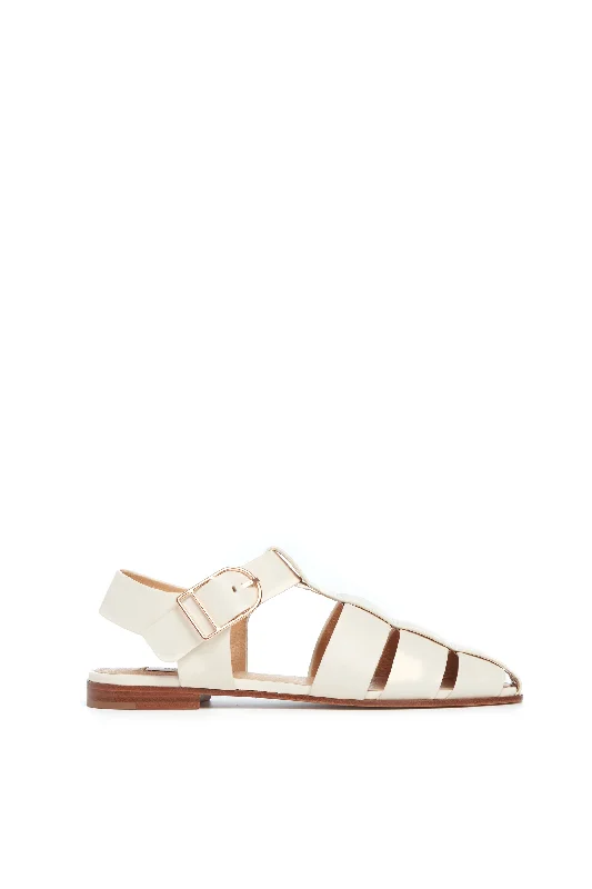 Shock - Absorbing Women's Sandals with a Soft Insole in Black for Active LifestylesLynn Flat Sandal in Cream Nappa Leather