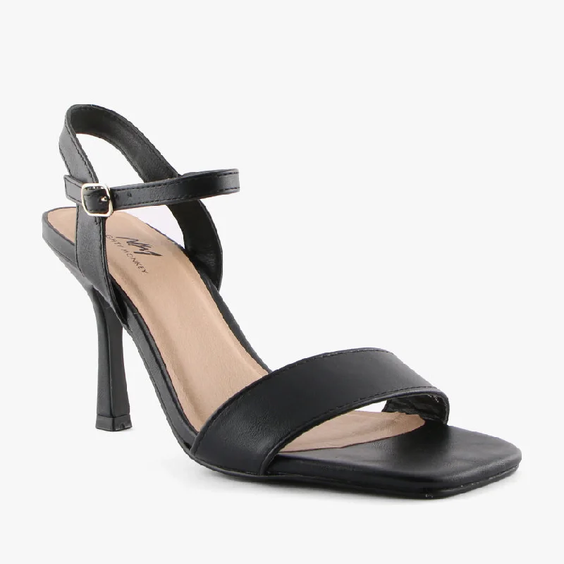 Women's Flat Slide Sandals with a Memory Foam Insole in White for All - Day ComfortMARLEE BLACK