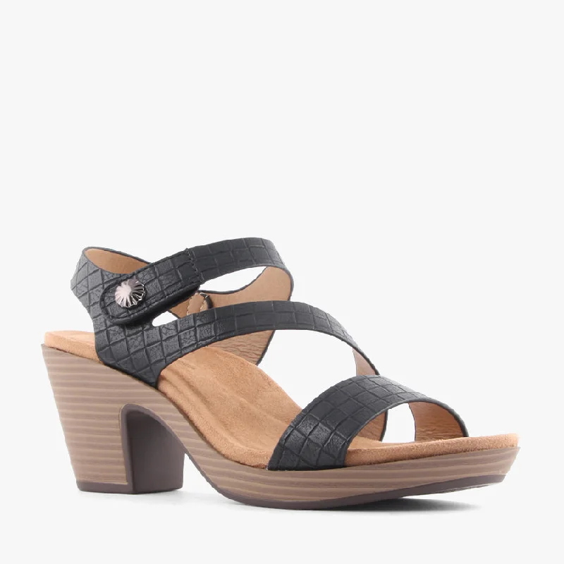 Anti - Slip Women's Sandals with a Grooved Sole in Green for Outdoor AdventuresMONDO BLACK