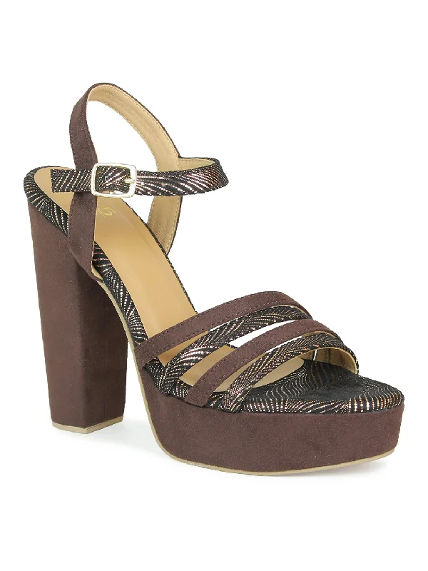 Women's Thong Sandals with a Beaded Design in Multicolor for a Beachy AestheticWomen Brown Textured Party Platform Sandals