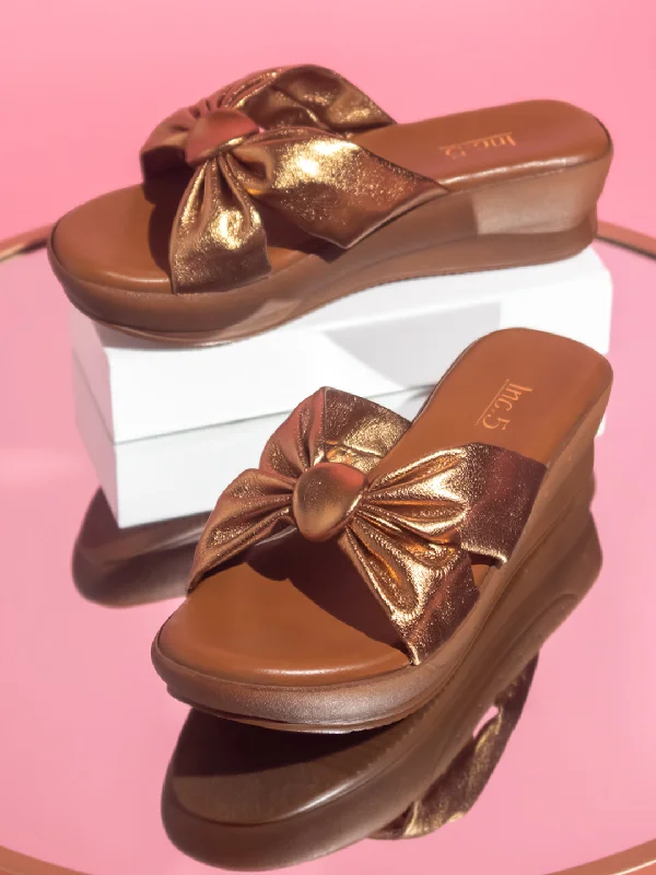 Women's Ankle - Strap Sandals with a Block Heel in Red for a Sophisticated StyleWomen Antique Solid Wedge Sandals