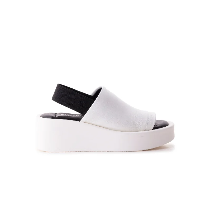 Women's Thong Sandals with a Beaded Design in Multicolor for a Beachy AestheticShima White Leather