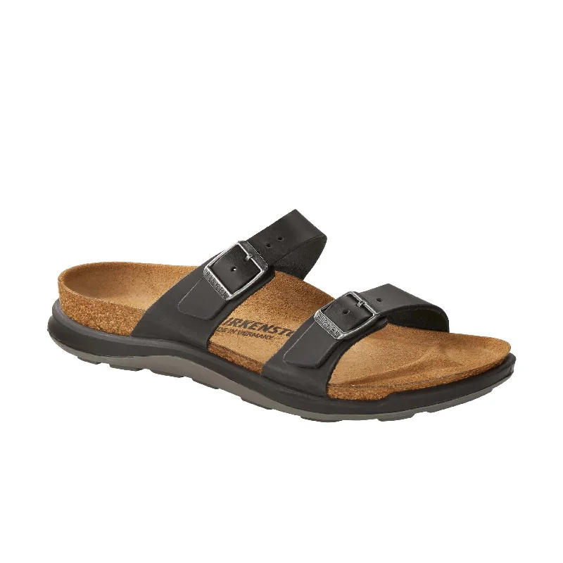 Anti - Slip Women's Sandals with a Grooved Sole in Green for Outdoor AdventuresSierra Cross Town Arctic Black Oiled Leather