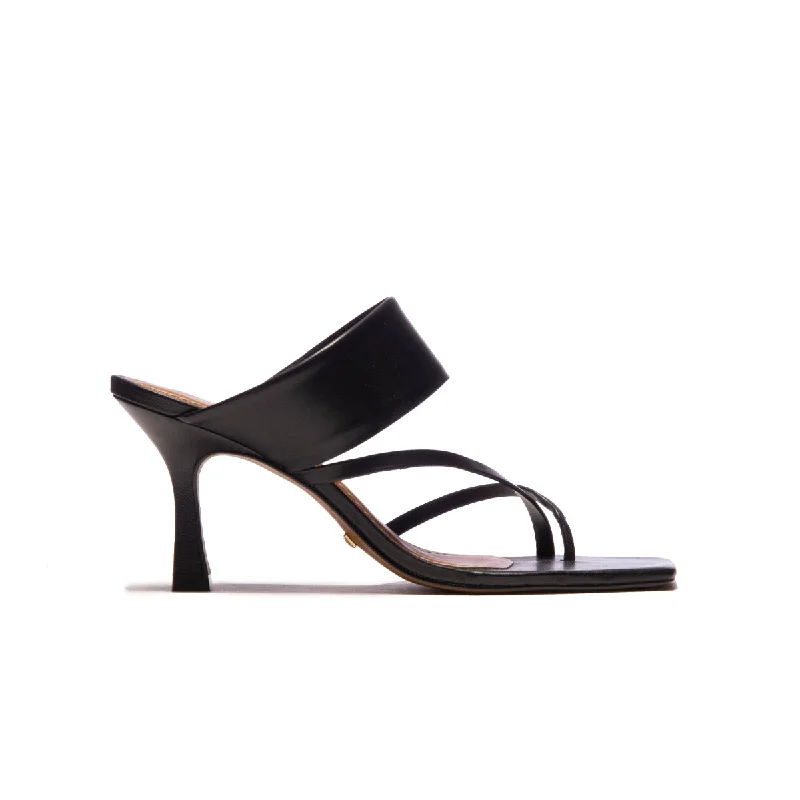 Women's Leather - Strapped Sandals with a Braided Detail in Brown for a Rustic AppealTeatro Black Leather