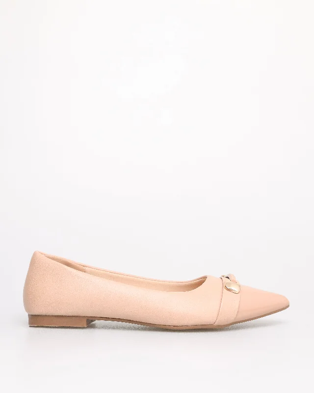 Shock - Absorbing Women's Sandals with a Soft Insole in Black for Active LifestylesTomaz NN374 Ladies Pointy Elegance Band Flats (Beige)