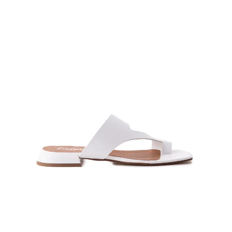 Women's Sandals with a Wedge Heel and a Tassel Detail in Orange for a Trendy LookTropea White Leather