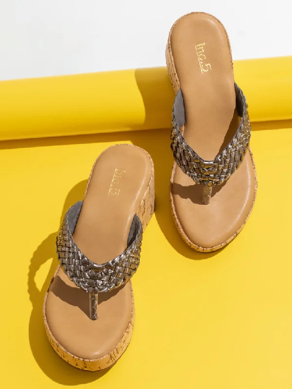 Women's Cork - Soled Espadrille Sandals with a Rope - Trimmed Upper in Navy for a Summer VibeWomen Pewter-Toned Textured Wedge Sandals