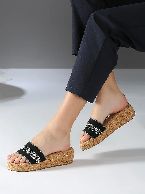 Child - Friendly Women's Sandals with a Secure Buckle in Purple for Moms on the GoWomens Black Casual Solid Round Toe Casual Sandals