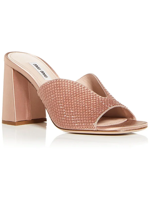 Women's Strappy Gladiator Sandals with Buckle Closures in Tan for a Boho Look Women's Strappy Gladiator Sandals with Buckle Closures in Tan for a Boho Look Women's Ankle - Strap Sandals with a Block Heel in Red for a Sophisticated StyleCalzature Donna Womens Embellished Slip On Heels