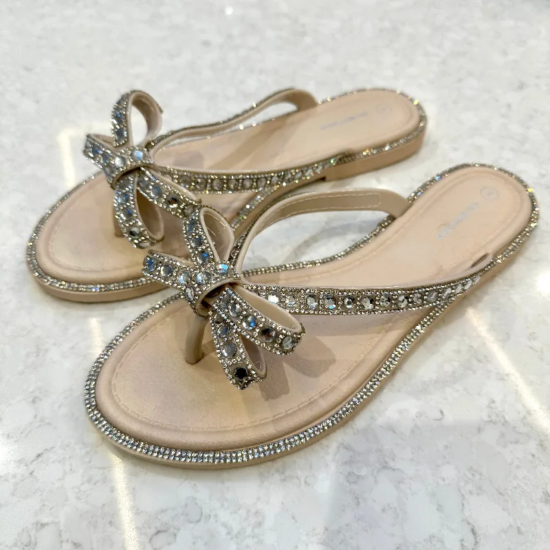 Women's Cork - Soled Espadrille Sandals with a Rope - Trimmed Upper in Navy for a Summer Vibe Women's Cork - Soled Espadrille Sandals with a Rope - Trimmed Upper in Navy for a Summer Vibe Women's Sandals with a Wedge Heel and a Tassel Detail in Orange for a Trendy LookRossi - Nude Diamanté Bow Flat Flip Flop Sandals Women's Cork - Soled Espadrille Sandals with a Rope - Trimmed Upper in Navy for a Summer Vibe Women's Cork - Soled Espadrille Sandals with a Rope - Trimmed Upper in Navy for a Summer Vibe Women's Sandals with a Wedge Heel and a Tassel Detail in Orange for a Trendy LookRossi - Nude Diamanté Bow Flat Flip Flop Sandals