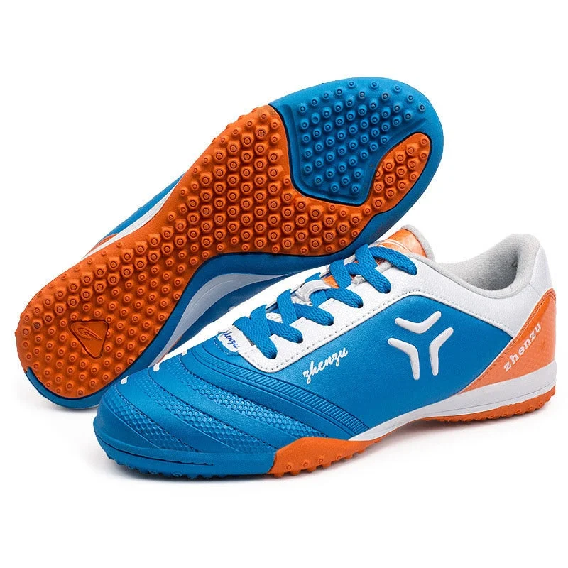 Women's soccer shoes with a lightweight foam midsoleProfessional Soccer Shoes