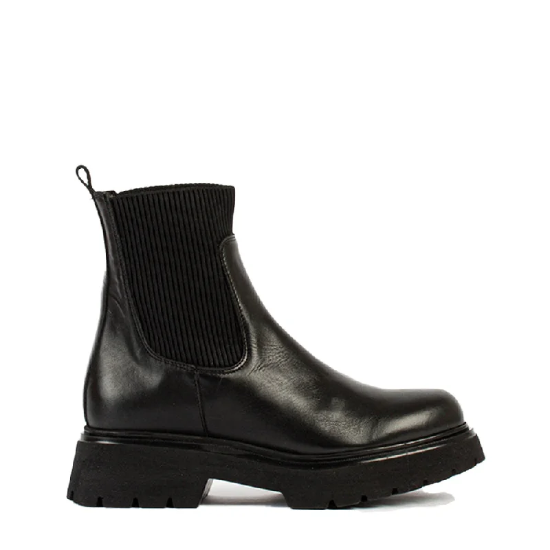 women's ankle boots for special occasionsLorrie Black Chelsea Boots