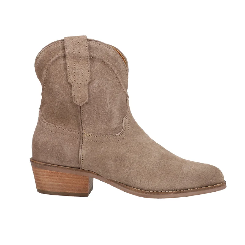 women's ankle boots for casual wearTumbleweed Pull On Round Toe Booties